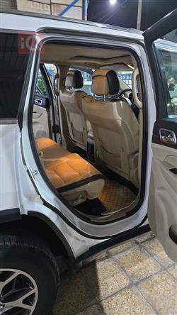 جیپ گراند شیرۆکی